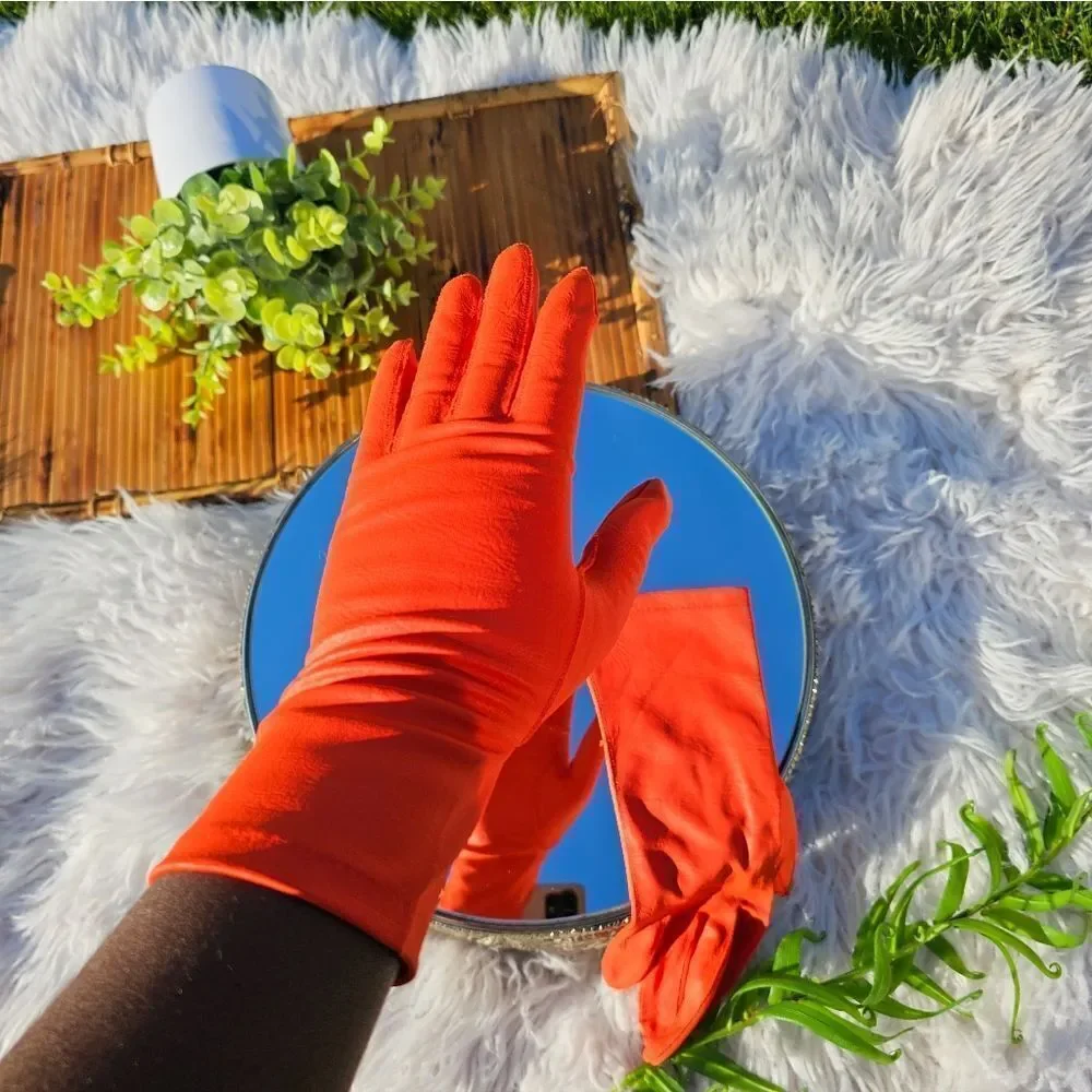 VTG Van Raalte 100% Nylon Stylish Orange Gloves. M/L Fit